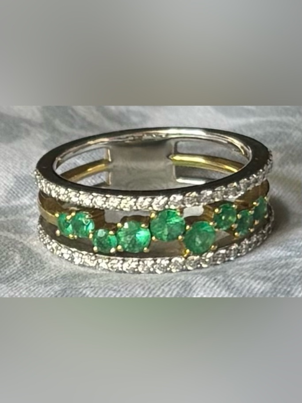 Simon G Tempera 18K Two-Tone Gold Natural Emerald Diamond Halo Ring   7.5 w/ Box